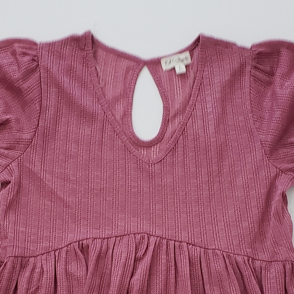 FULL CIRCLE TRENDS Lace Pleplum Top - Picture 3 of 8